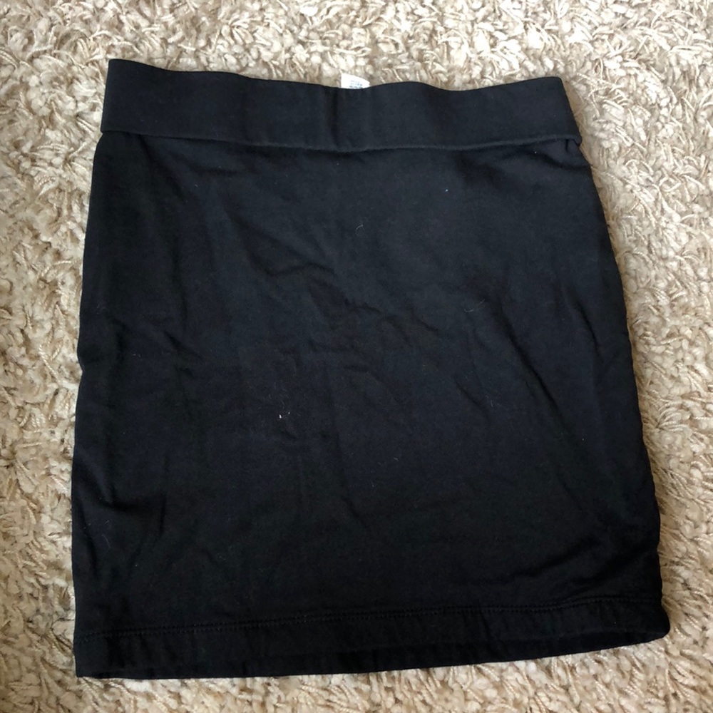 Women’s Tight Fitted Skirt